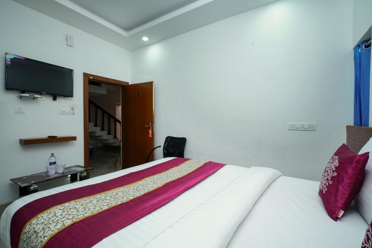 Oyo 6526 Ap Residency City Sultan Bathery Dış mekan fotoğraf